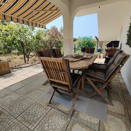 Verbena Apartamento Pinezići